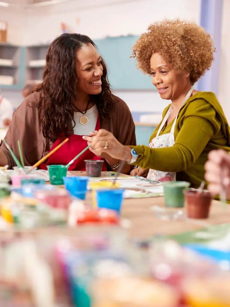 Art classes are a great way to form new friendships over 50.